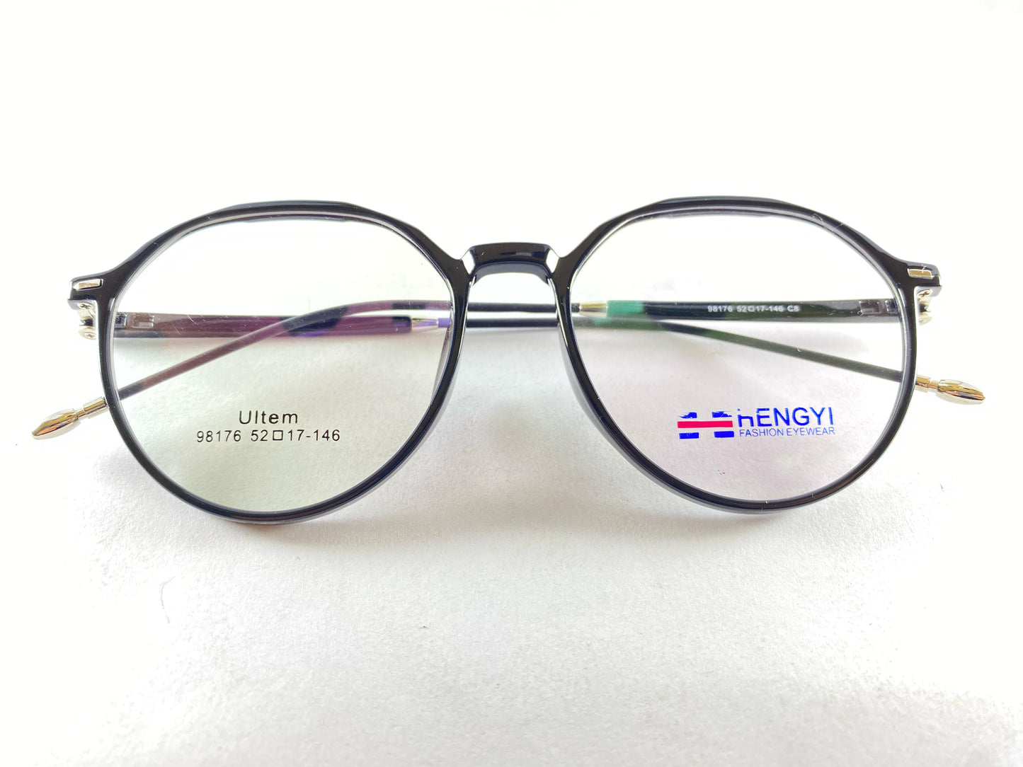 Ultem 98761