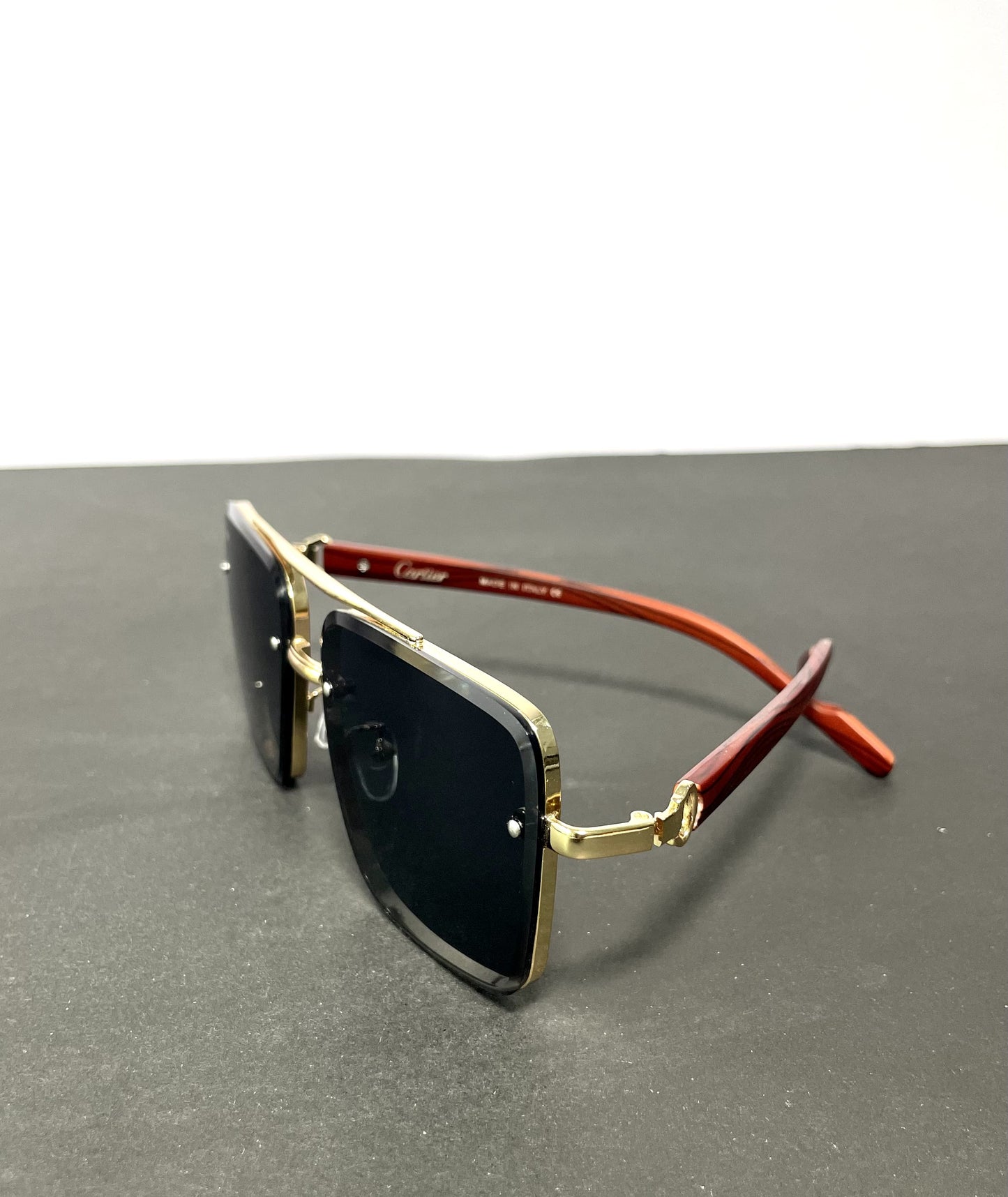 Black Woodline polarized Sunglasses.