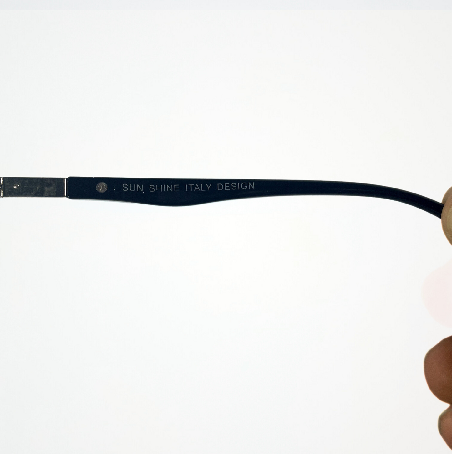 Round black edition shade